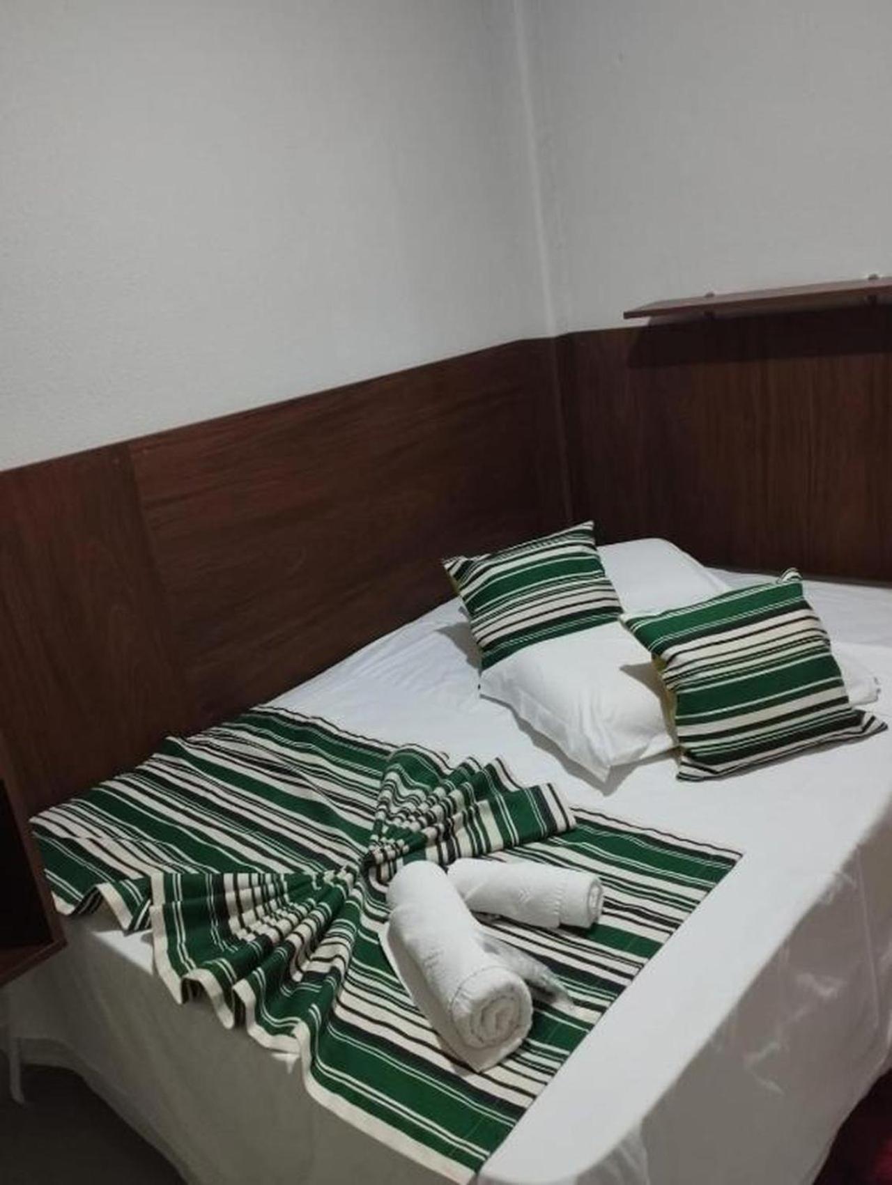 Turis Hotel Dourados Bagian luar foto