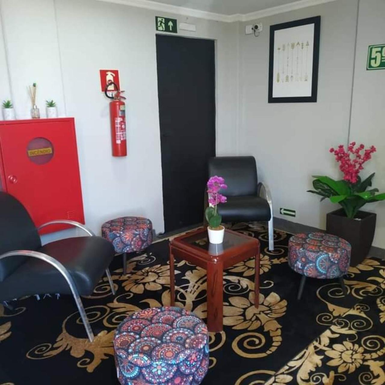 Turis Hotel Dourados Bagian luar foto