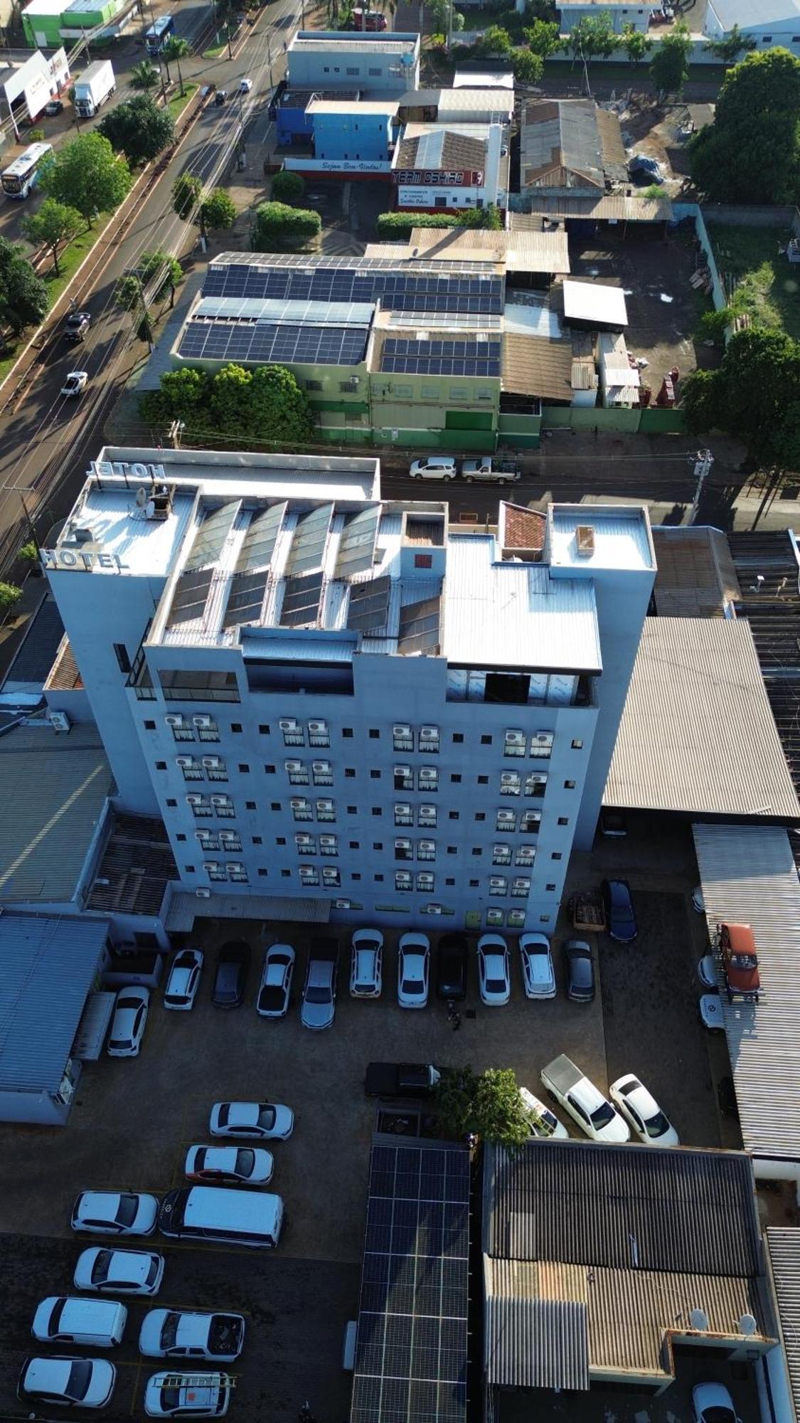 Turis Hotel Dourados Bagian luar foto